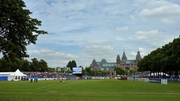 So sieht der Amsterdamer Museumsplatz während der EM aus © sportschau.de / Bettina Lenner Foto: Bettina Lenner
