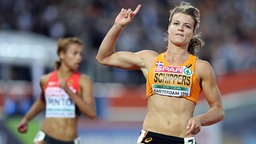 Die niederländische Sprinterin Dafne Schippers (r.) © dpa Foto: Martin Rickett
