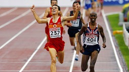 Mohamed Farah (r.) kommt bei der EM 2006 in Göteborg über 5.000 Meter als Zweiter hinter Jesus Espana ins Ziel. © imago/Chai v.d. Laage Foto: Chai v.d. Laage