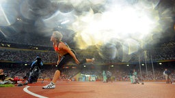 Christina Obergföll gewinnt bei den Olympischen Spielen 2008 in Peking die Bronzemedaille. © picture-alliance/dpa Foto: Kay Nietfeld