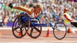 Hannah Cockroft bei den Paralympics 2012 in London © picture alliance / Actionplus