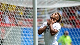 Der deutsche Fußballer Serge Gnabry jubelt im Spiel gegen Portugal. © dpa picture alliance Foto: Andressa Anholete