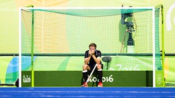 Deutschlands Hockey-Kapitän Moritz Fürste enttäuscht. © imago/Moritz Müller 