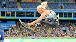 Die deutsche Weitspringerin Vanessa Low © imago/Beautiful Sports